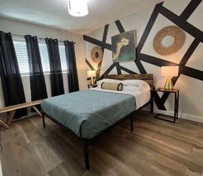 2 عدّة غرف نوم ومكواة/لوح كي وواي فاي مجانًا وملاءات أسرّة