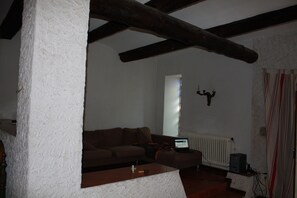 Caminetto, tavolo da ping pong