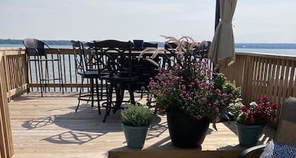 A wonderful lakefront home on Cayuga Lake with beautiful views!!