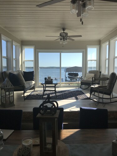 A wonderful lakefront home on Cayuga Lake with beautiful views!!