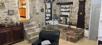 Chez Nath et Oli warm house near Carcassonne