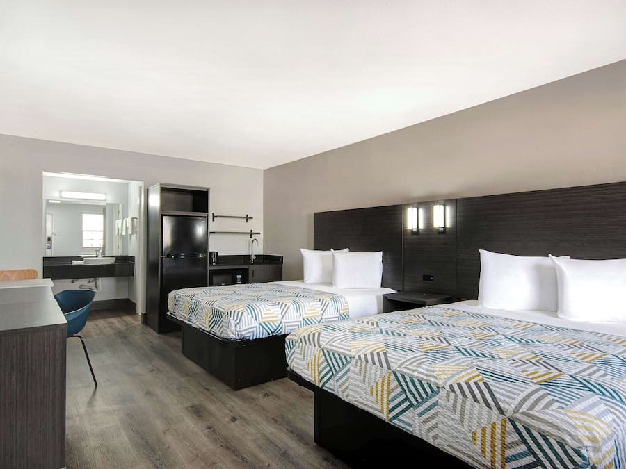 Desk, laptop workspace, blackout drapes, free WiFi