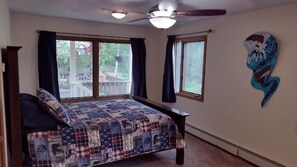 2 室のベッドルーム、WiFi (無料)、ベッドシーツ