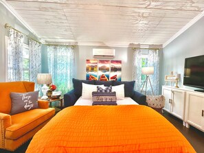2 Schlafzimmer, Bügeleisen/Bügelbrett, kostenloses WLAN, Bettwäsche