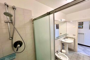 Ducha, bidet