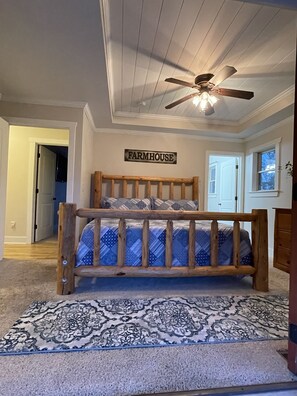 2 bedrooms, desk, free WiFi, bed sheets