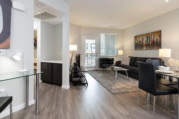 North Peninsula Menlo Park 1 Bedroom Living Room