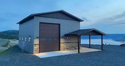 Wifi, Pets Welcome, Boat Parking, Sauna, lakeview
