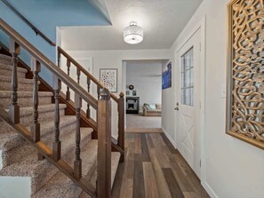 Interior - Large10 bed Home! Boulder/Denver (Westminster)