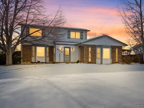 Exterior - Large10 bed Home! Boulder/Denver (Westminster)