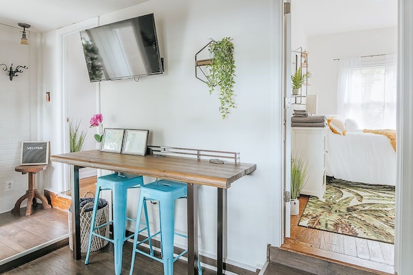 2 chambres, Wi-Fi gratuit, draps fournis