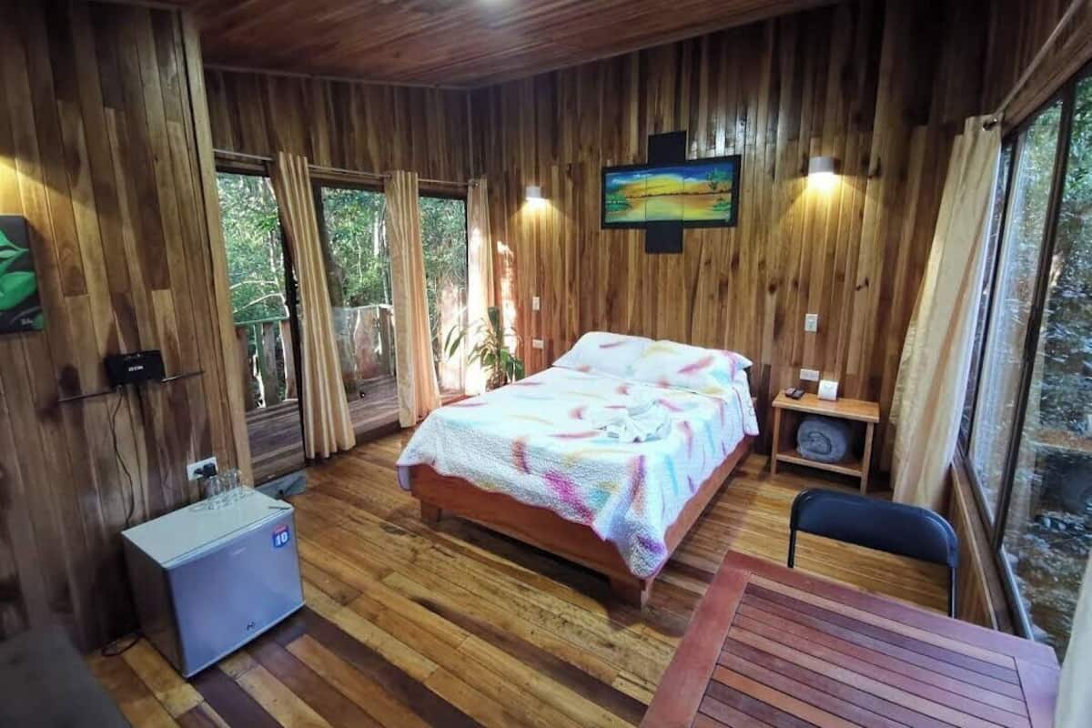 Standard Double Room | Premium bedding, laptop workspace, free WiFi, bed sheets