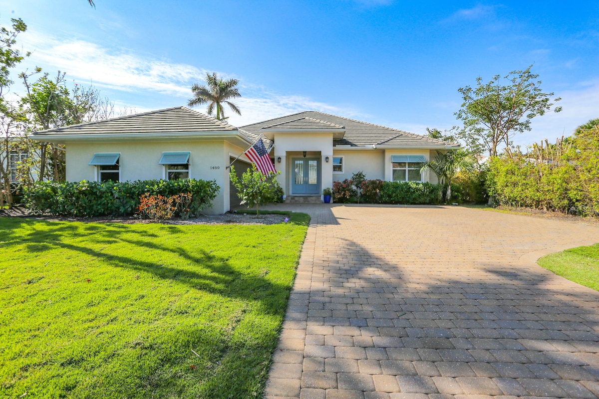 Photo 69 of STUNNING POOL HOME, 4 BEDS/4 BATHS, DOWNTOWN NAPLES, FL