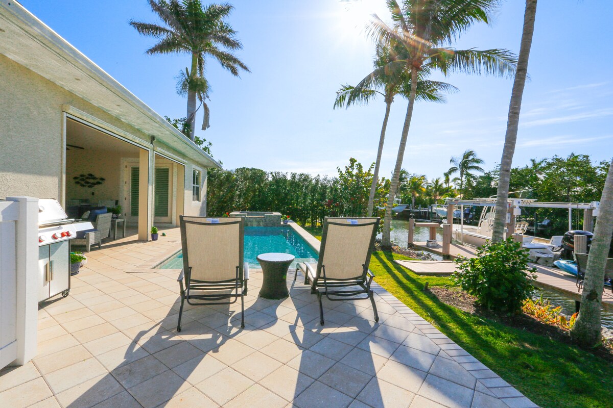 Photo 4 of STUNNING POOL HOME, 4 BEDS/4 BATHS, DOWNTOWN NAPLES, FL
