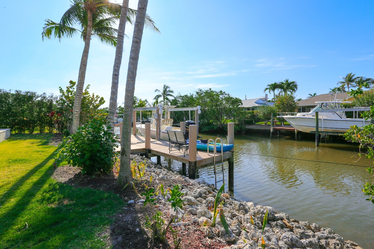Photo 12 of STUNNING POOL HOME, 4 BEDS/4 BATHS, DOWNTOWN NAPLES, FL
