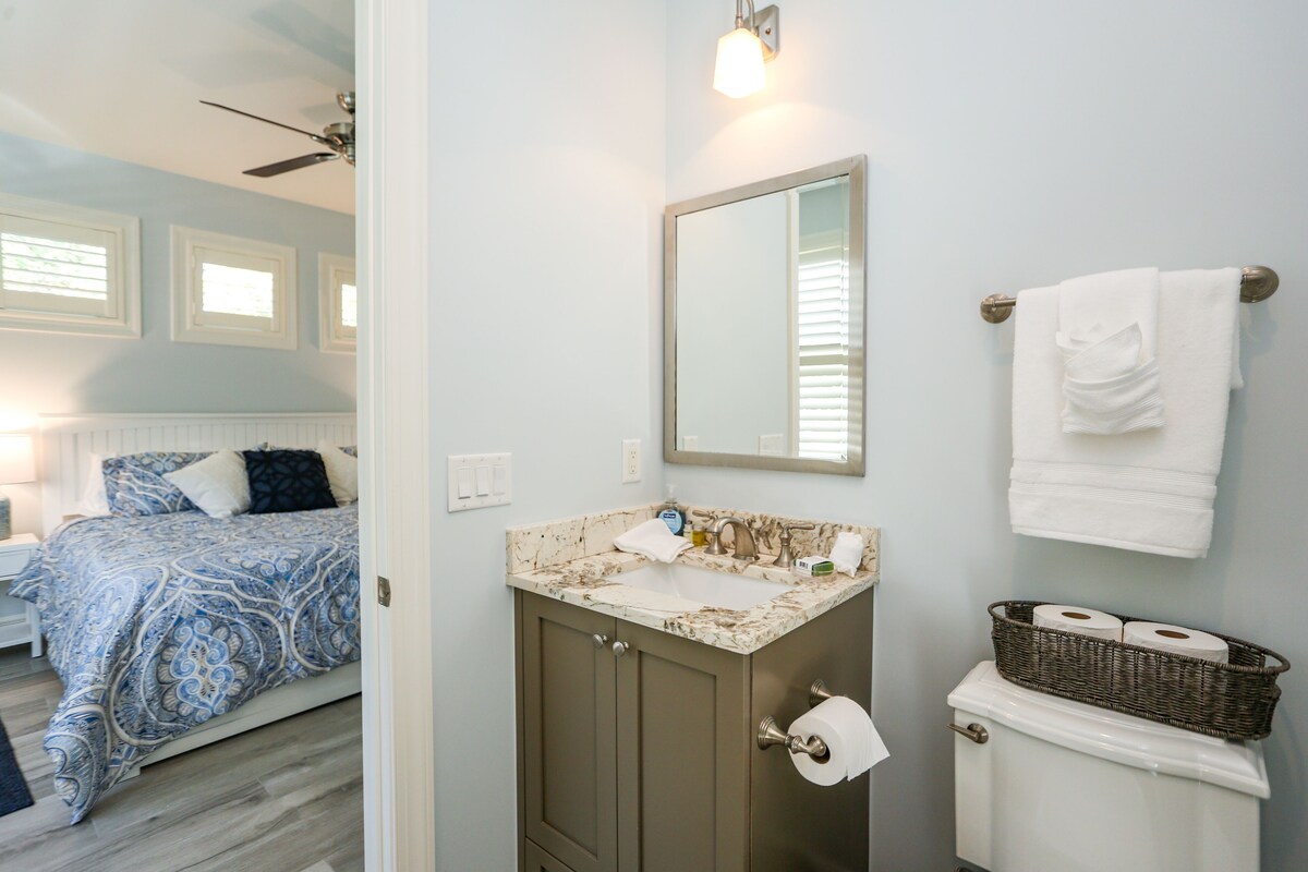 Photo 43 of STUNNING POOL HOME, 4 BEDS/4 BATHS, DOWNTOWN NAPLES, FL