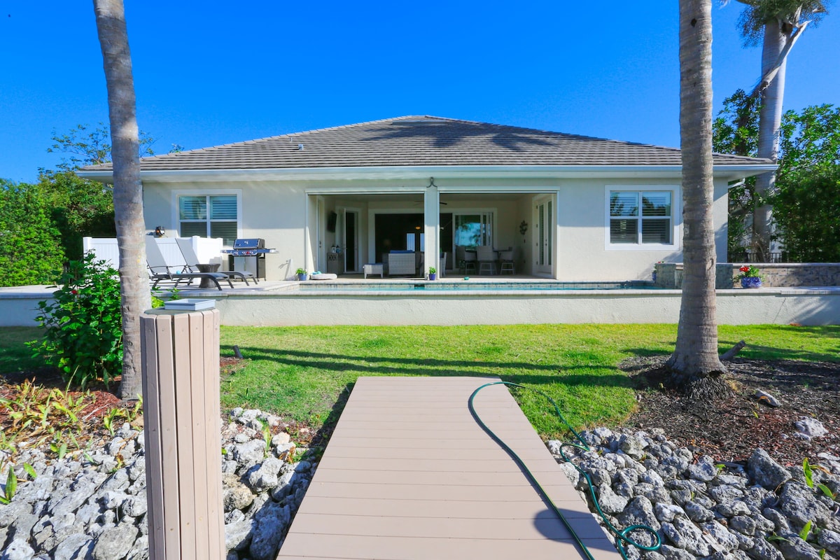 Photo 11 of STUNNING POOL HOME, 4 BEDS/4 BATHS, DOWNTOWN NAPLES, FL