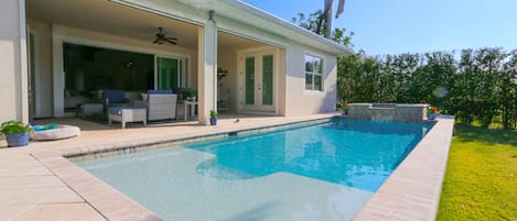 Outdoor pool, a heated pool