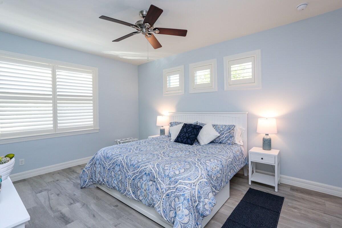 Photo 41 of STUNNING POOL HOME, 4 BEDS/4 BATHS, DOWNTOWN NAPLES, FL