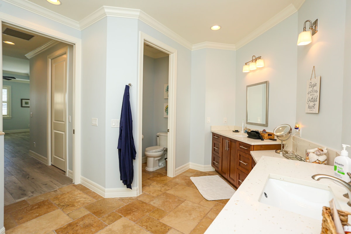 Photo 54 of STUNNING POOL HOME, 4 BEDS/4 BATHS, DOWNTOWN NAPLES, FL