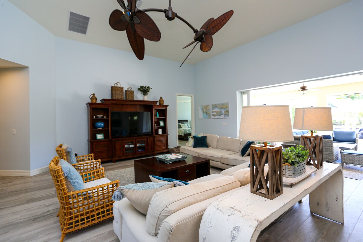 Photo 34 of STUNNING POOL HOME, 4 BEDS/4 BATHS, DOWNTOWN NAPLES, FL