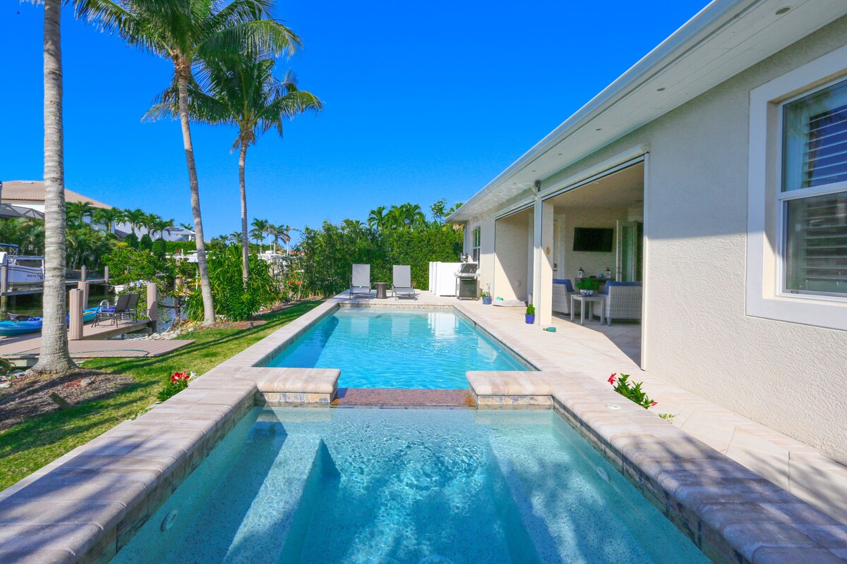 Photo 15 of STUNNING POOL HOME, 4 BEDS/4 BATHS, DOWNTOWN NAPLES, FL