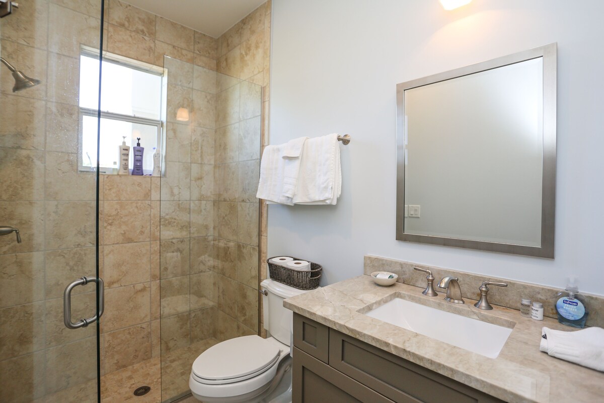 Photo 40 of STUNNING POOL HOME, 4 BEDS/4 BATHS, DOWNTOWN NAPLES, FL