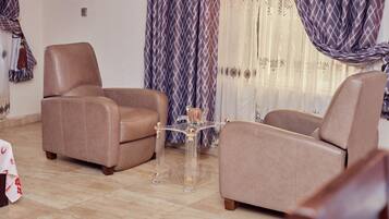 Fer et planche à repasser, Wi-Fi, draps fournis