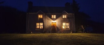 An Cnocan - belle maison avec vue imprenable sur la mer et les montagnes