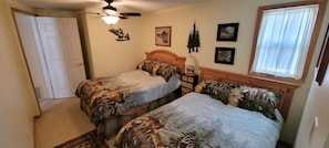 4 bedrooms, free WiFi, bed sheets