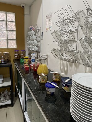 รวมอาหารเช้าแบบคอนติเนนทัล ทุกวัน