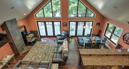 All-Season Retreat – Perfect for ATV, Snowmobiles, Skiing, Hunting, and Fishing