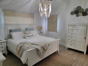 4 bedrooms, iron/ironing board, free WiFi, bed sheets - 3/3 Water front Vacation Home (Tavernier)