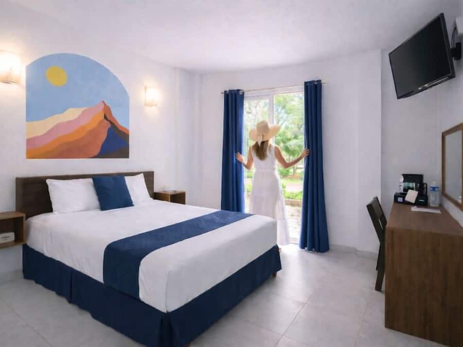 Executive Room, City View | Blackout drapes, free WiFi, bed sheets