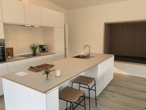 Fridge, microwave, oven, stovetop - Be one with nature. (Rømø)