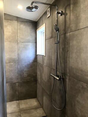 Shower - Be one with nature. (Rømø)