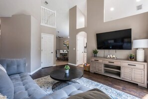 Smart TV, tavolo da calcetto