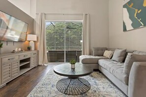 Smart TV, tavolo da calcetto