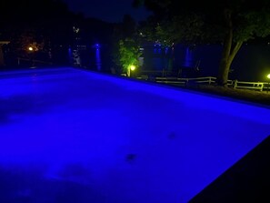 Seasonal outdoor pool - Lamplighter Resort (Camdenton)
