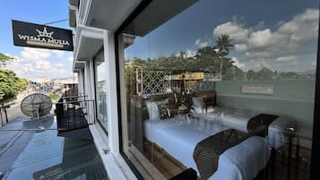 Deluxe Twin Room, 2 Single Beds | Terrace/patio