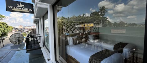 Deluxe Twin Room, 2 Katil Bujang (Single) | Teres/patio