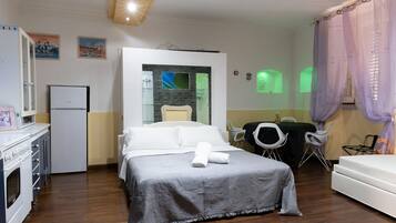 1 bedroom, iron/ironing board, free WiFi, bed sheets