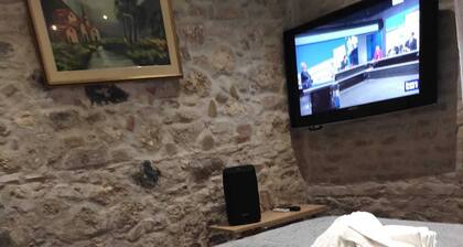 Monolocale con Divano-Letto
