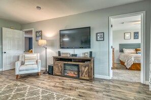 2 chambres, bureau, fer et planche à repasser, Wi-Fi gratuit