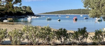 Moderne Ferienwohnung für 4 bis 5 Personen, 50m zum Strand