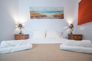 2 chambres, fer et planche Ă repasser, Wi-Fi, draps fournis