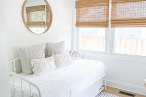 5 bedrooms, iron/ironing board, travel crib, WiFi