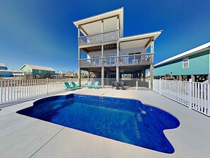 Pool - Brighton by the Sea (Gulf Shores)
