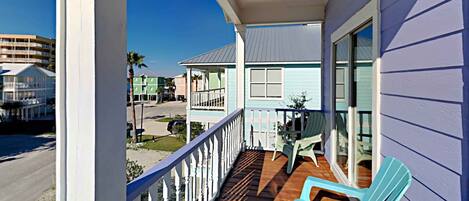 House, Multiple Beds, Balcony, Garden View | Property grounds