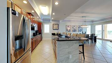 Condo, Multiple Beds, Balcony, Ocean View | Private kitchen | Fridge, microwave, oven, stovetop